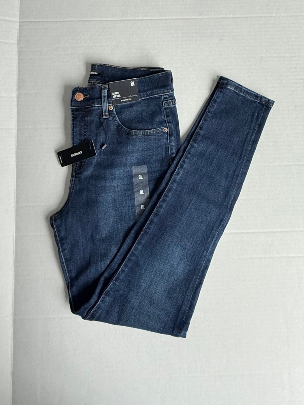 Express Skinny Mid-Rise Hyper Stretch Jeans